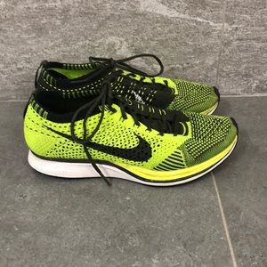 Nike flyknit racers, women’s 6.5
